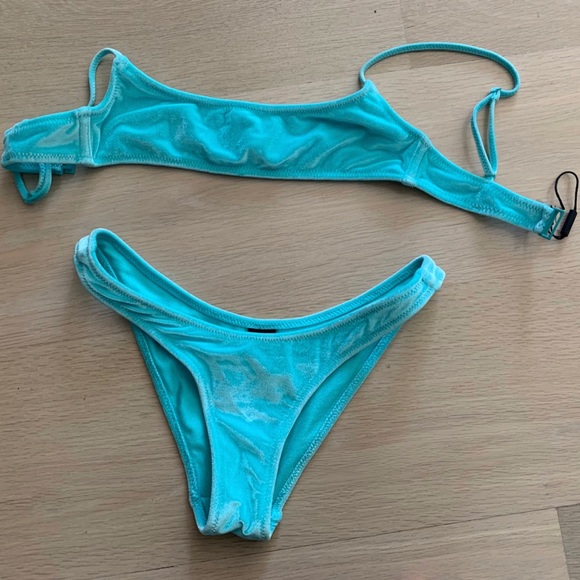 triangl swimwear Other - Triangl DREAMLAND - BLUE CRUSH xxs.